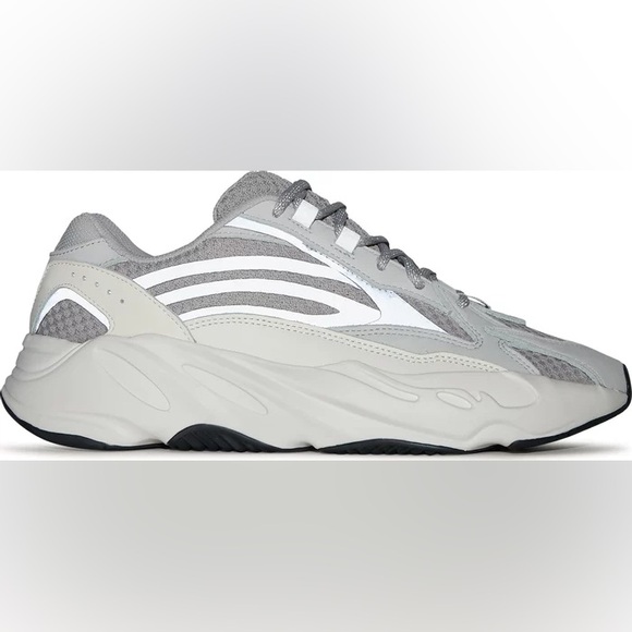 SOLD💖💎Authentic Yeezy Boost 700 V2 Static- won the draw. Women8/ Men7- Brand new - Picture 5 of 9